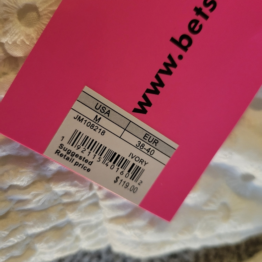 Betsey Johnson On/Off Shoulder White Eyelet Dress Size Med NWT - Picture 7 of 8